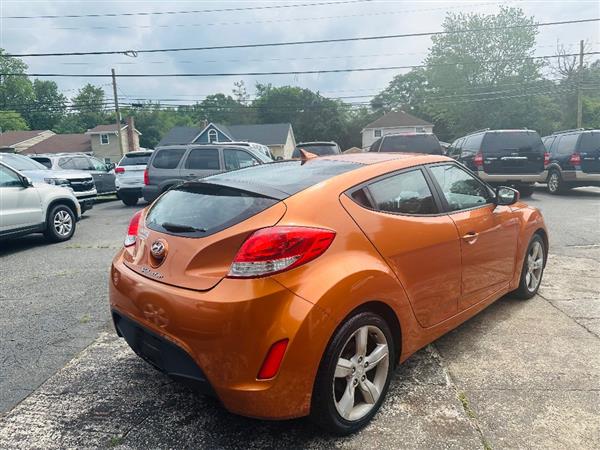 2014 Hyundai Veloster 5