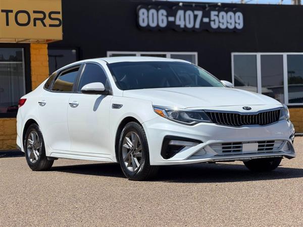 2020 Kia Optima LX AT's photo