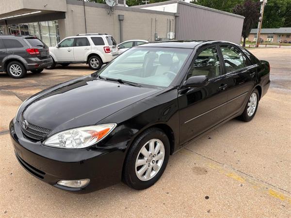 2004 Toyota Camry LE V6