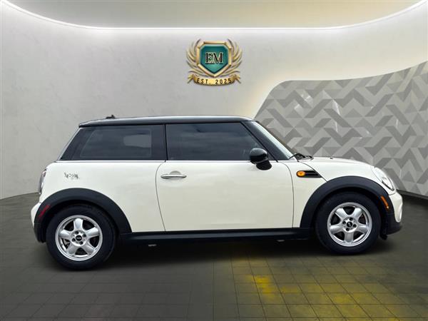 2011 MINI Cooper