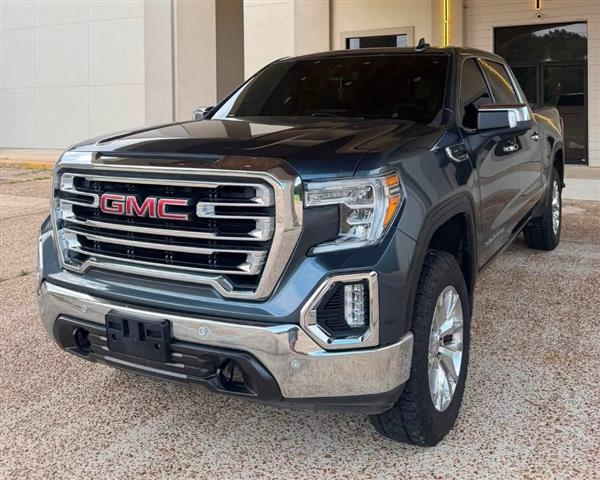 2020 GMC Sierra SLT