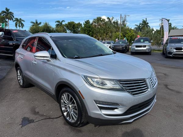 2016 Lincoln MKC Reserve FWD's photo