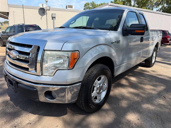 2009 Ford F-150 XLT SuperCab RWD