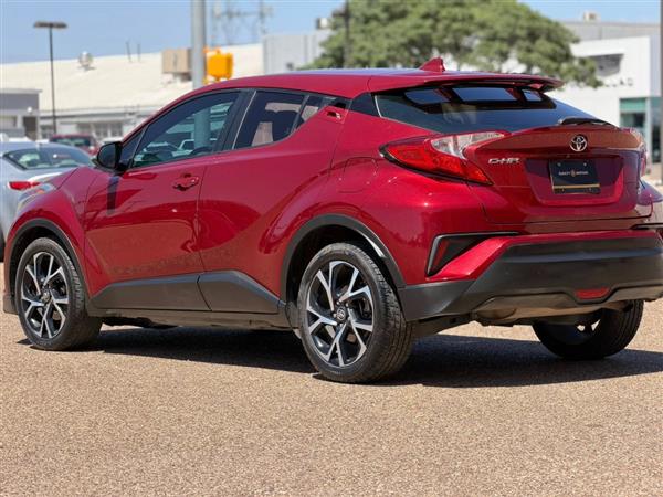2018 Toyota C-HR XLE Premium - Photo 12