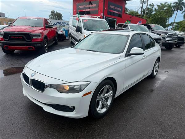 2014 BMW 3-Series 320i Sedan