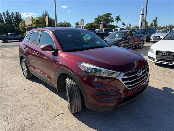 2018 Hyundai Tucson SE's photo