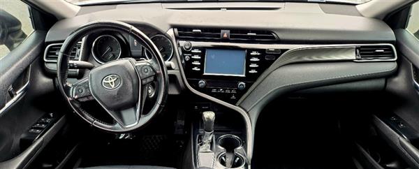 2019 Toyota Camry SE - Photo 10