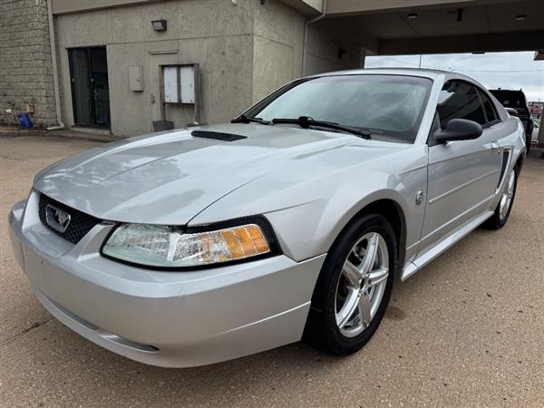 2004 Ford Mustang Deluxe Coupe 40th Anniversary