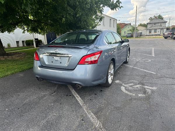 2010 Nissan Maxima S - Photo 4