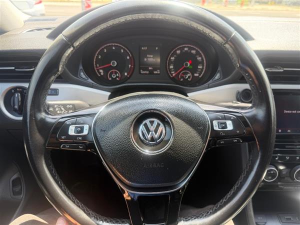 2020 Volkswagen Passat SE - Photo 7