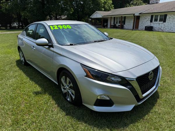 2022 Nissan Altima 2.5 S's photo