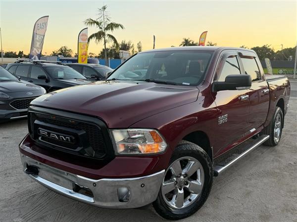 2017 Ram 1500 SLT Crew Cab SWB 4WD