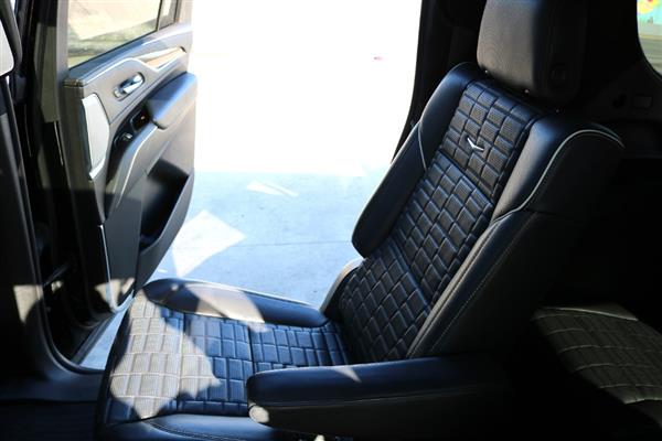 2021 Cadillac Escalade ESV Sport Platinum - Photo 14