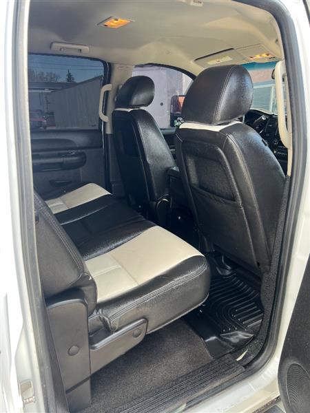 2011 Chevrolet Silverado 2500HD 1LT - Photo 8