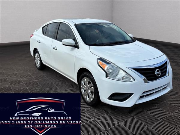 2016 Nissan Versa 1.6 S 5M
