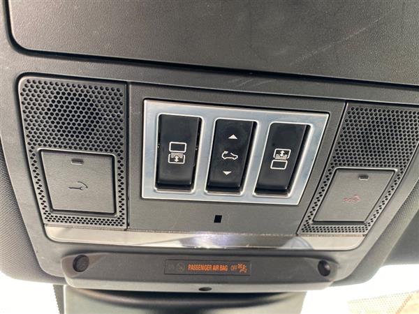 2020 Land Rover Discovery SE - Photo 19