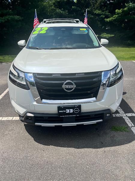 2022 Nissan Pathfinder Platinum 4WD
