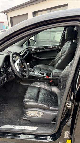 2016 Porsche Macan S - Photo 9
