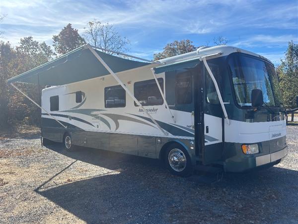 2001 Holiday Rambler Ambassador 38 PBD
