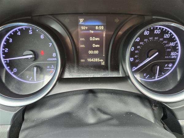 2019 Toyota Camry SE - Photo 11