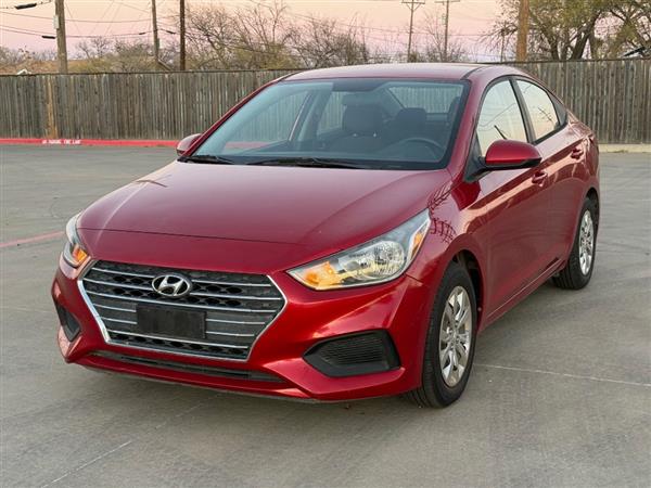 2019 Hyundai Accent SE's photo