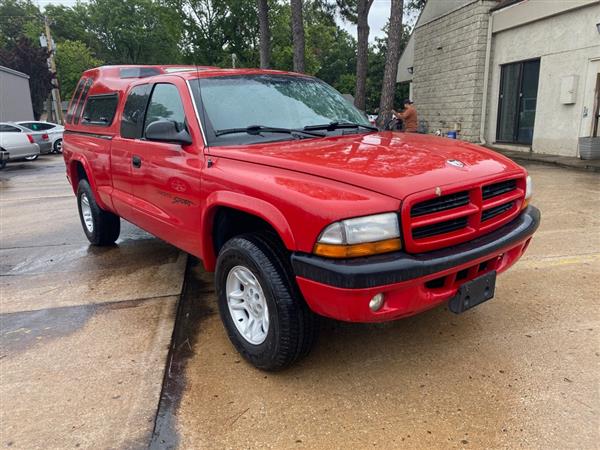 2001 Dodge Dakota Club Cab photo 2