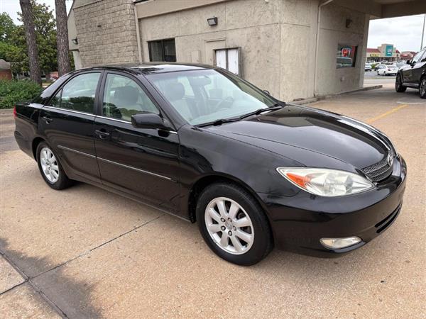 2004 Toyota Camry's photo