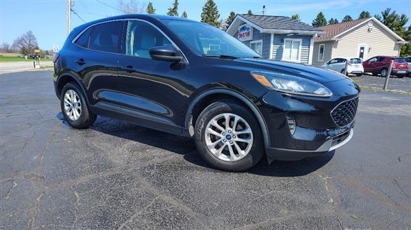 2020 Ford Escape SE