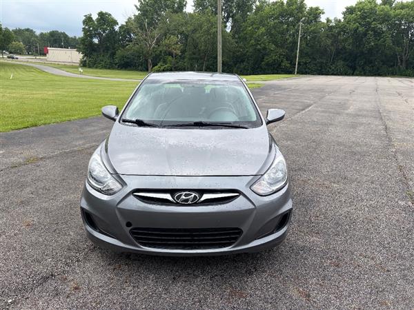 2014 Hyundai Accent GLS 4-Door 6-Speed Automatic's photo