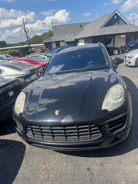 2015 Porsche Macan S