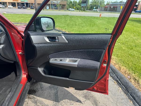 2010 Subaru Forester X Limited - Photo 9