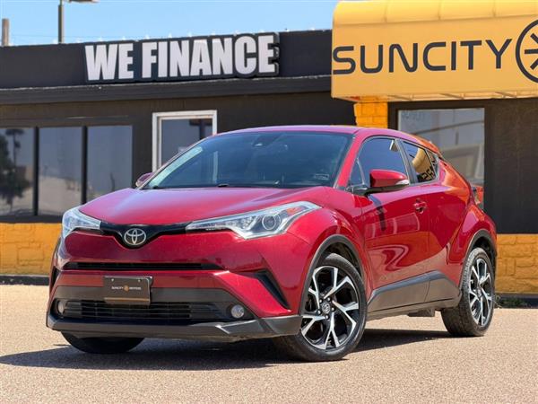 2018 Toyota C-HR XLE Premium's photo