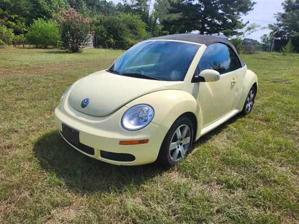 2006 Volkswagen New Beetle 2.5L Convertible