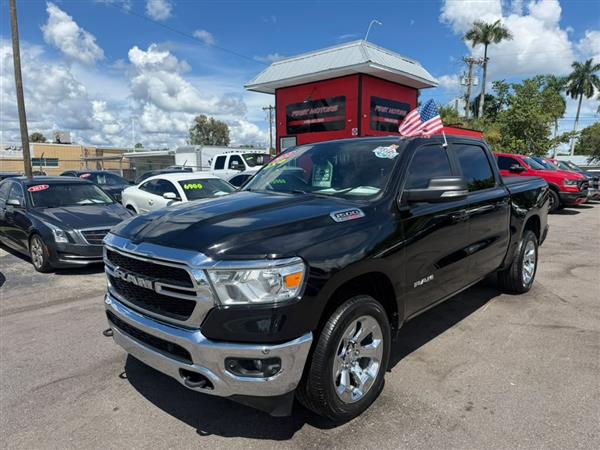2022 Ram 1500 Big Horn Crew Cab SWB 4WD