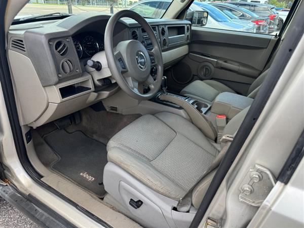 2007 Jeep Commander Sport - Photo 9