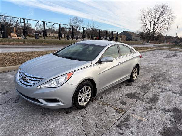 2012 Hyundai Sonata GLS Manual