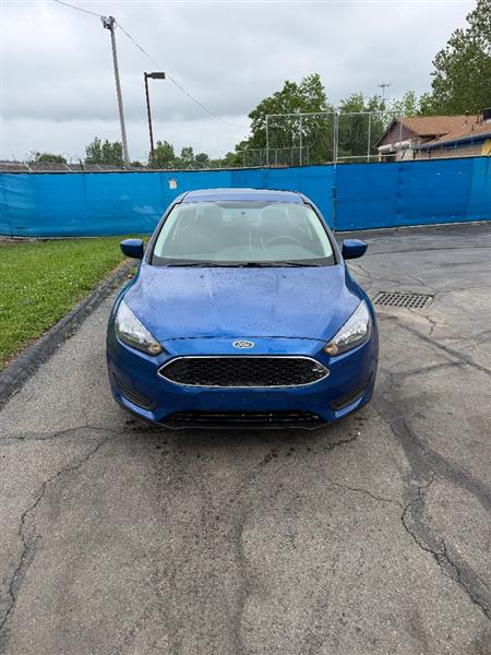 2018 Ford Focus Sedan SE's photo