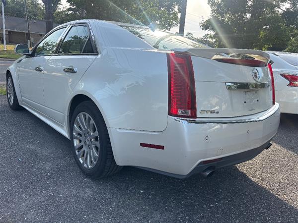 2010 Cadillac CTS Premium Collection - Photo 9