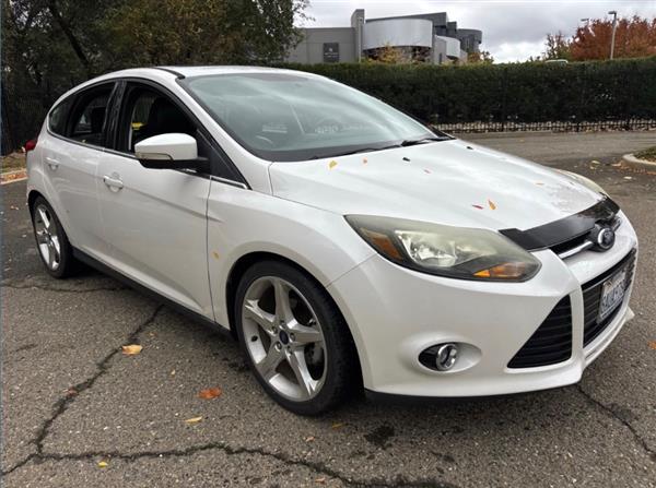 2013 Ford Focus Titanium Hatch