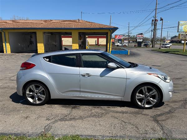 2012 Hyundai Veloster Base