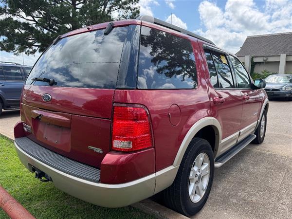 2005 Ford Explorer's photo