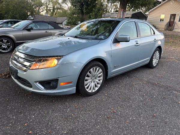 2010 Ford Fusion Hybrid Sedan