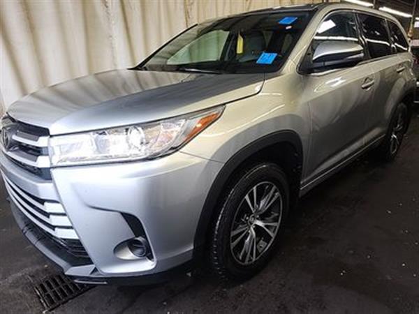2017 Toyota Highlander LE