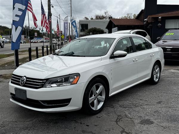 2012 Volkswagen Passat 2.5L SE AT