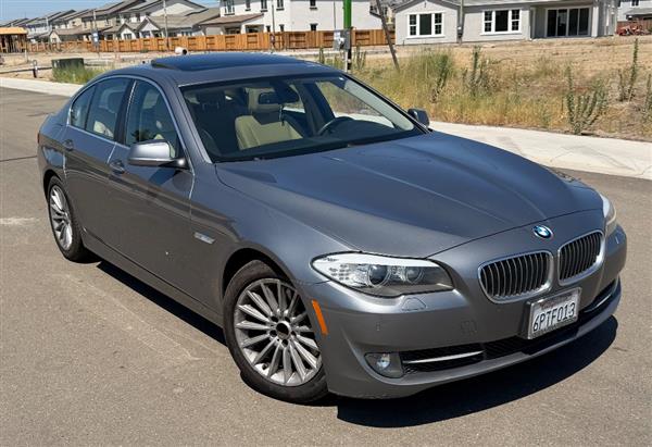 2011 BMW 5-Series 535i
