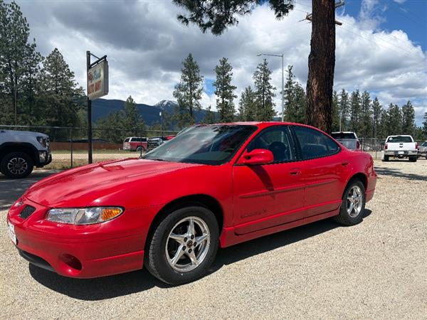 2000 Pontiac Grand Prix GT sedan