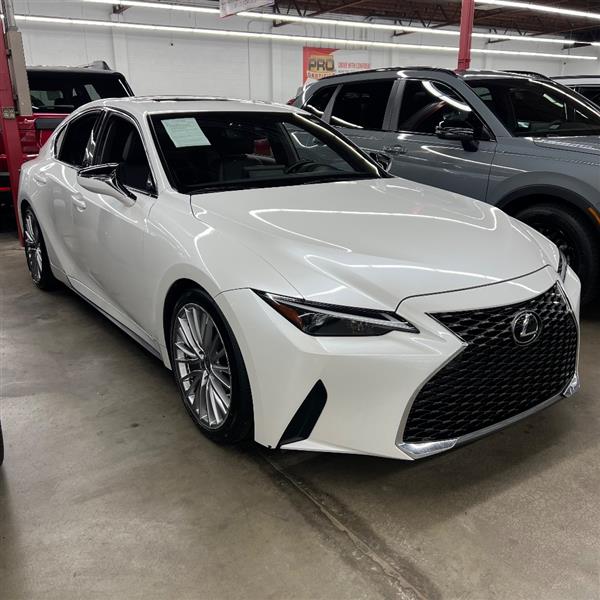 2022 Lexus IS 300 RWD