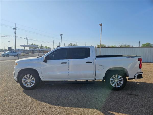 2022 Chevrolet Silverado 1500 Custom Crew Cab Short Box 4WD