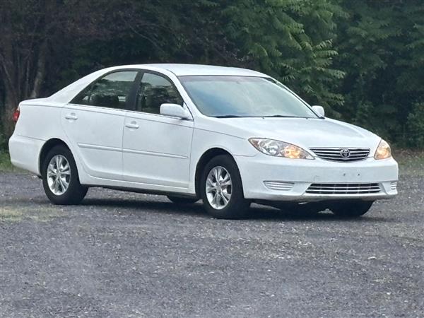 2006 Toyota Camry LE