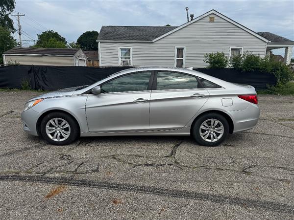 2013 Hyundai Sonata GLS I4 A/T PZEV's photo